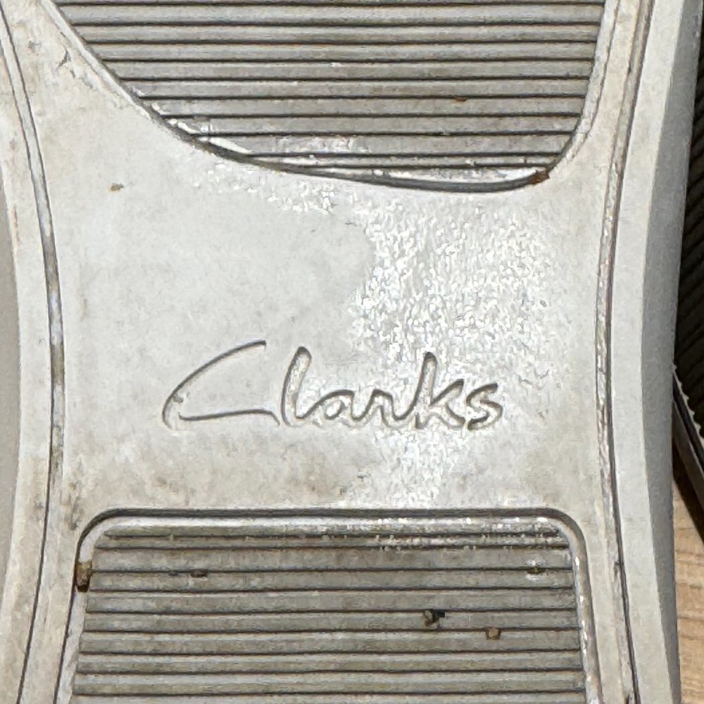 Women’s Black & White Clarks Soft Cushioned & Breathable Tennis Shoes Size 8  * - Picture 7 of 10